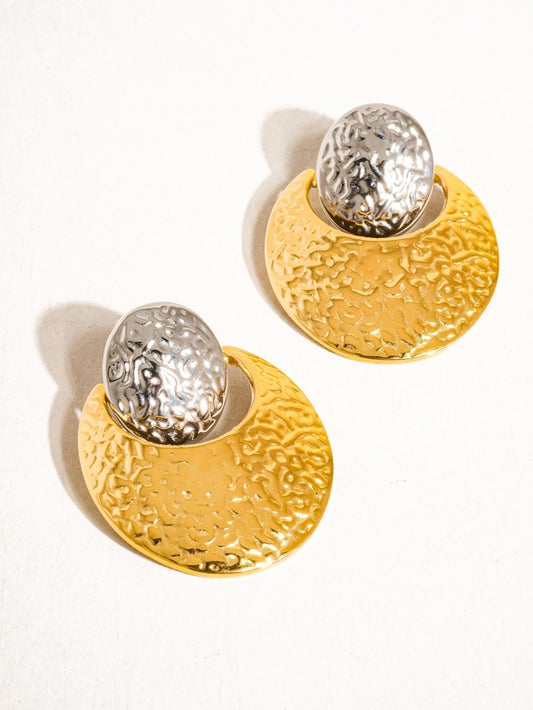 Sazón Studs